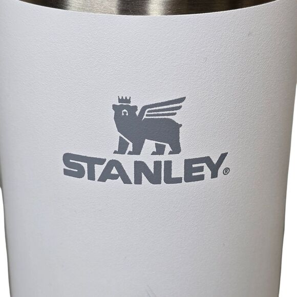 Stanley Ice Flow Flip Straw 30oz Tumbler White Grey - Picture 4 of 16